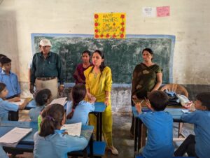 रक्सौल में शिक्षा के प्रति SDM का समर्पण, रोल मॉडल बन रही शिवांक्षी दीक्षित